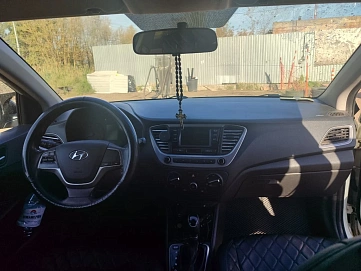 Hyundai Solaris, 2017г, передний привод, автомат