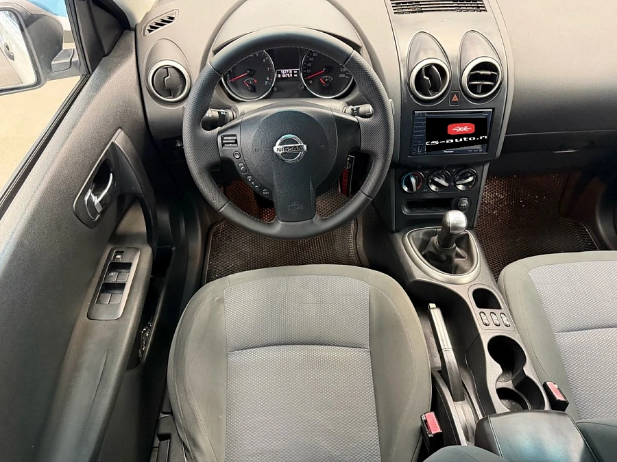 Nissan Qashqai+2, 2012г., передний привод, механика