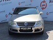 Volkswagen Passat, 2005г., передний привод, автомат