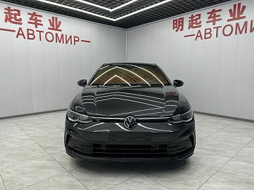 Volkswagen Golf, 2021г, передний привод, робот