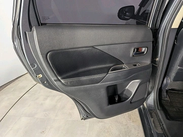 Mitsubishi Outlander, 2013г, полный привод, вариатор