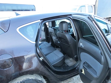 Opel Astra, 2014г, передний привод, автомат