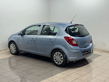 Opel Corsa, 2008г, передний привод, механика