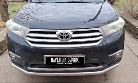 Toyota Highlander, 2012г, полный привод, автомат