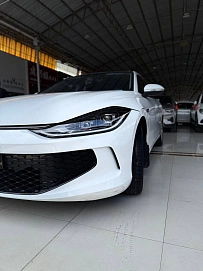 Volkswagen Lamando, 2023г, передний привод, робот