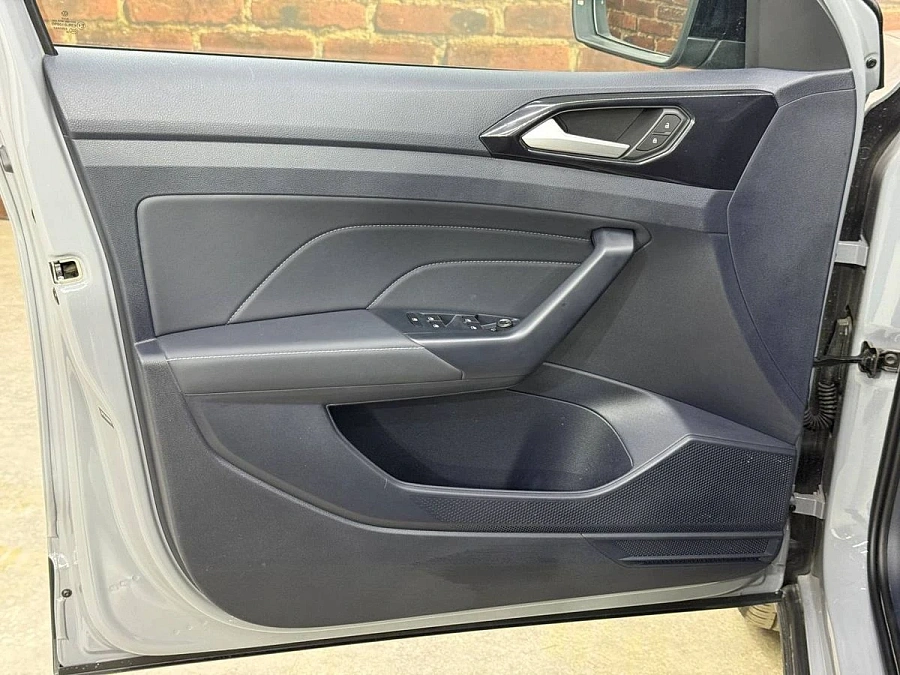 Volkswagen Tharu XR, 2025г., передний привод, робот