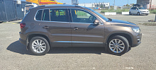 Volkswagen Tiguan, 2014г., передний привод, робот