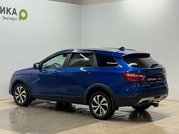 Lada (ВАЗ) , 2021г., передний привод, механика