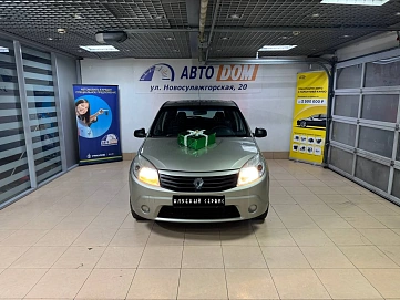 Renault Sandero, 2012г, передний привод, механика