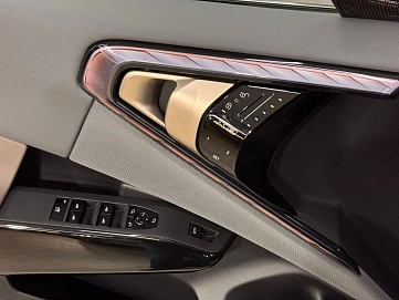 BMW X3, 2025г, полный привод, автомат