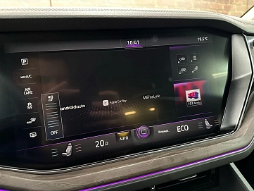 Volkswagen Touareg, 2019г, полный привод, автомат
