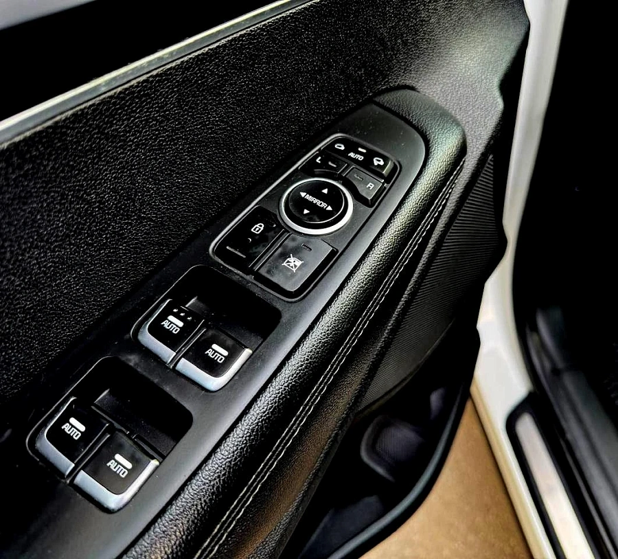 Kia Sorento, 2015г., полный привод, автомат