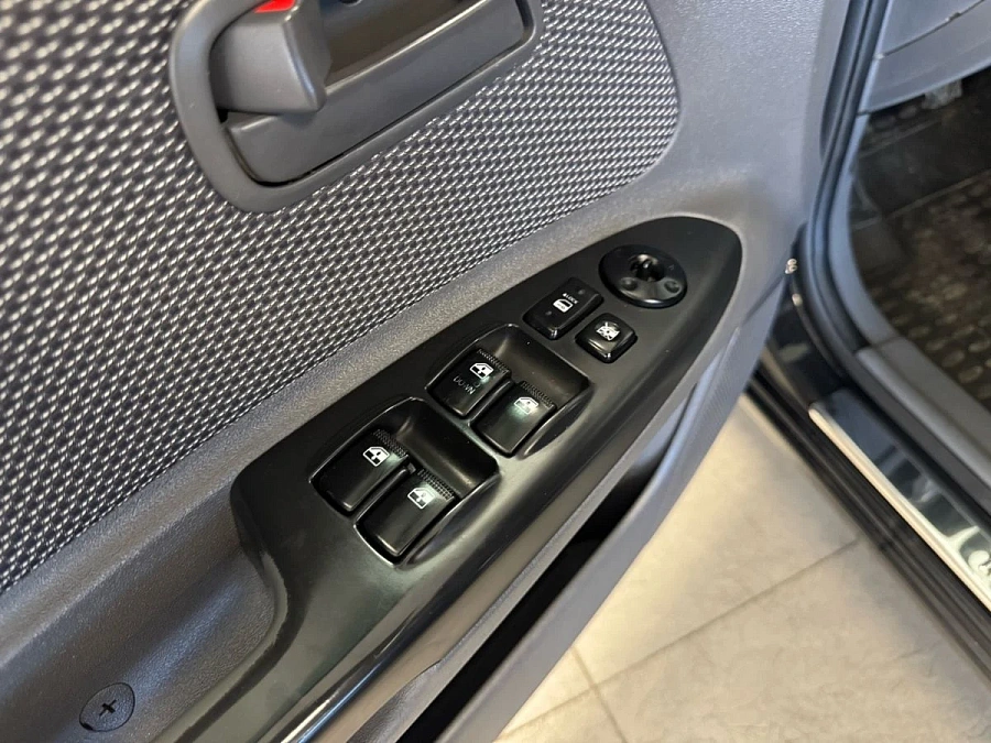 Kia Rio, 2010г., передний привод, механика