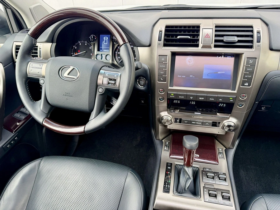 Lexus GX, 2014г., передний привод, автомат