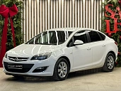 Opel Astra, 2013г., передний привод, механика