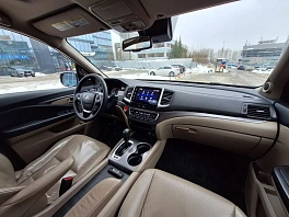 Honda Pilot, 2015г, полный привод, автомат