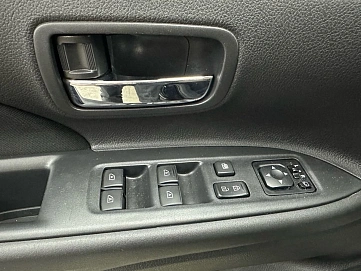 Mitsubishi Outlander, 2018г, передний привод, вариатор