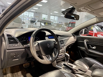 Renault Latitude, 2010г, передний привод, вариатор