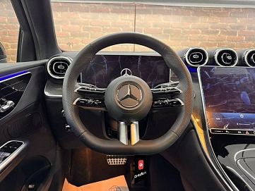 Mercedes-Benz , 2024г.