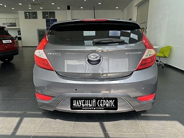 Hyundai Solaris, 2012г, передний привод, автомат