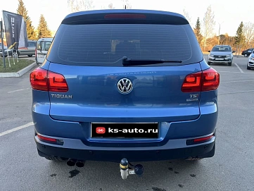 Volkswagen Tiguan, 2011г., передний привод, механика