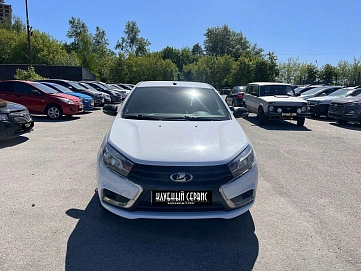 Lada (ВАЗ) Vesta, 2018г, передний привод, механика
