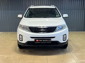 Kia Sorento, 2015г, полный привод, автомат