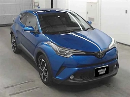 Toyota C-HR, 2017г, полный привод, вариатор