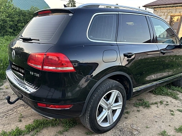 Volkswagen Touareg, 2011г, полный привод, автомат