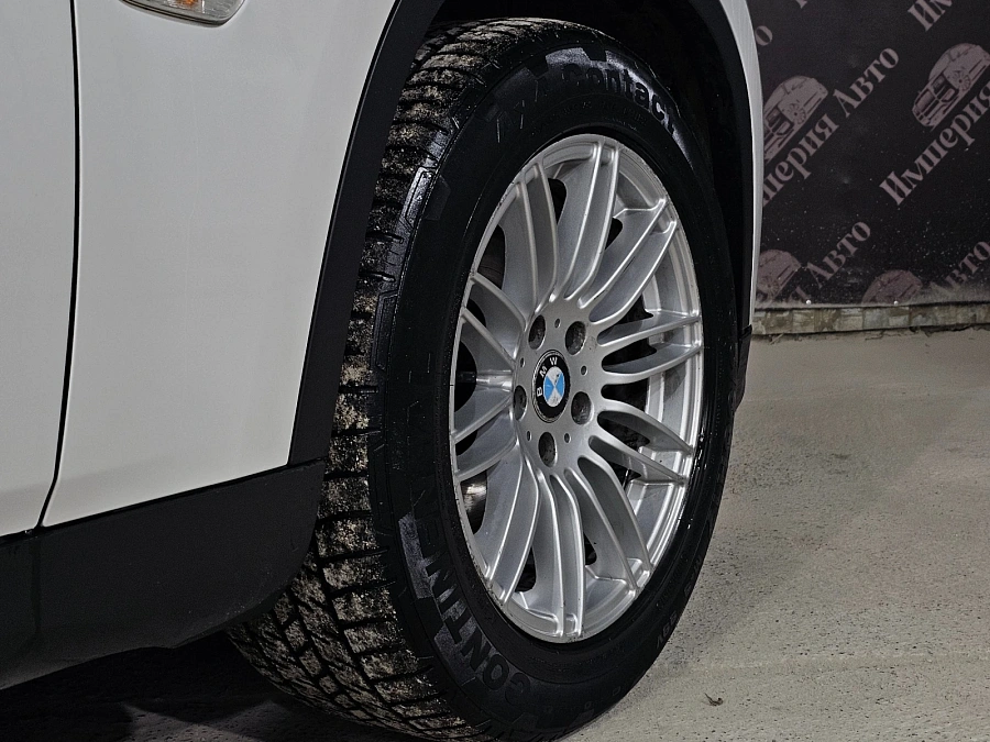 BMW X1, 2012г., задний привод, автомат