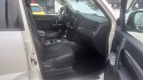 Mitsubishi Pajero, 2021г, полный привод, механика