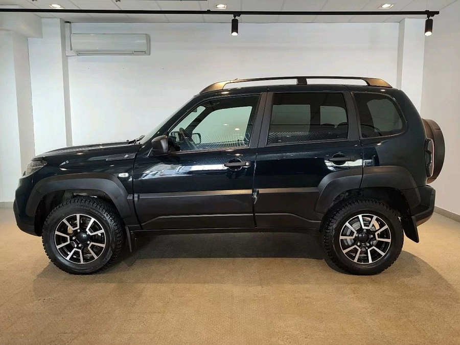 Lada (ВАЗ) , 2023г., передний привод, механика