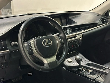 Lexus ES, 2012г, передний привод, автомат