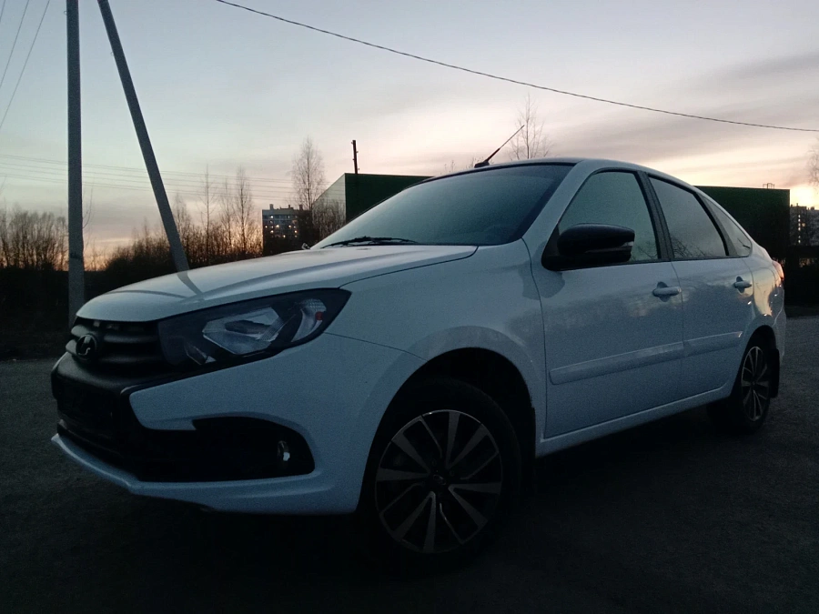 Lada (ВАЗ) Granta, 2022г., передний привод, механика