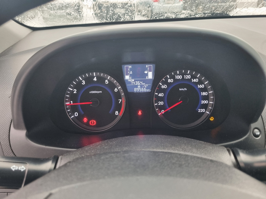 Hyundai Solaris, 2016г., передний привод, механика
