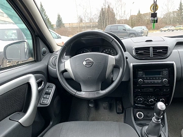 Nissan Terrano, 2015г, полный привод, механика