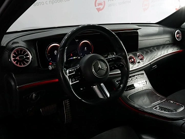 Mercedes-Benz E-Класс, 2020г, полный привод, автомат