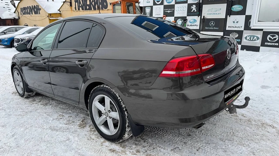Volkswagen Passat, 2012г., передний привод, механика