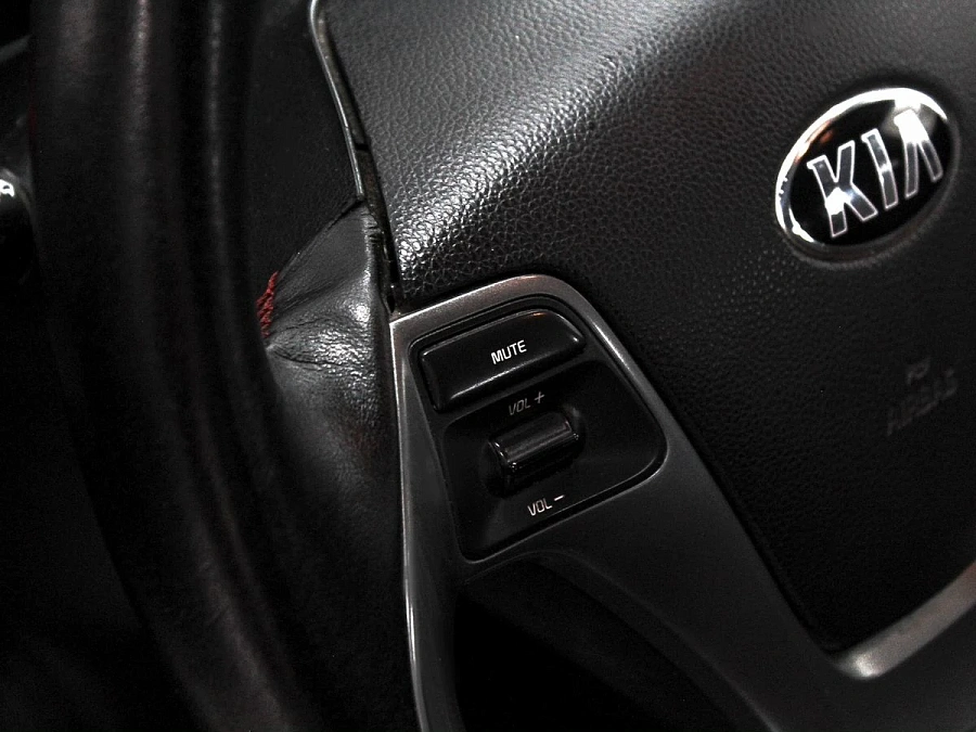 Kia Rio, 2015г., передний привод, автомат
