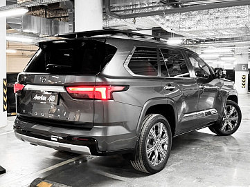 Toyota Sequoia, 2024г, полный привод, автомат