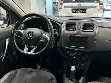 Renault , 2021г., передний привод, вариатор