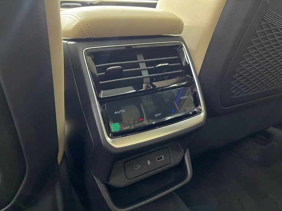 Geely Monjaro, 2024г., полный привод, автомат