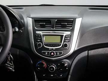 Hyundai Solaris, 2013г, передний привод, механика