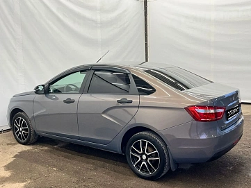 Lada (ВАЗ) Vesta, 2019г, передний привод, механика
