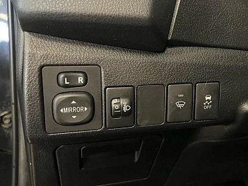 Toyota Corolla, 2013г, передний привод, автомат