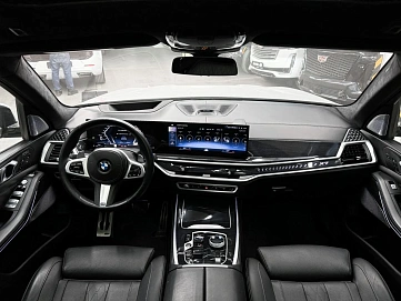 BMW X7, 2022г, полный привод, автомат