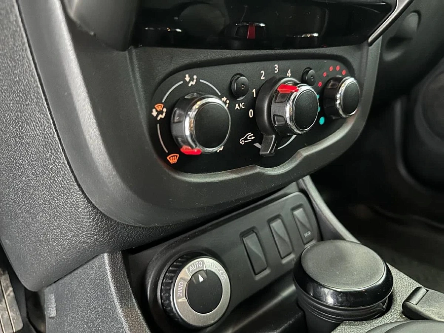 Renault Duster, 2016г., полный привод, автомат