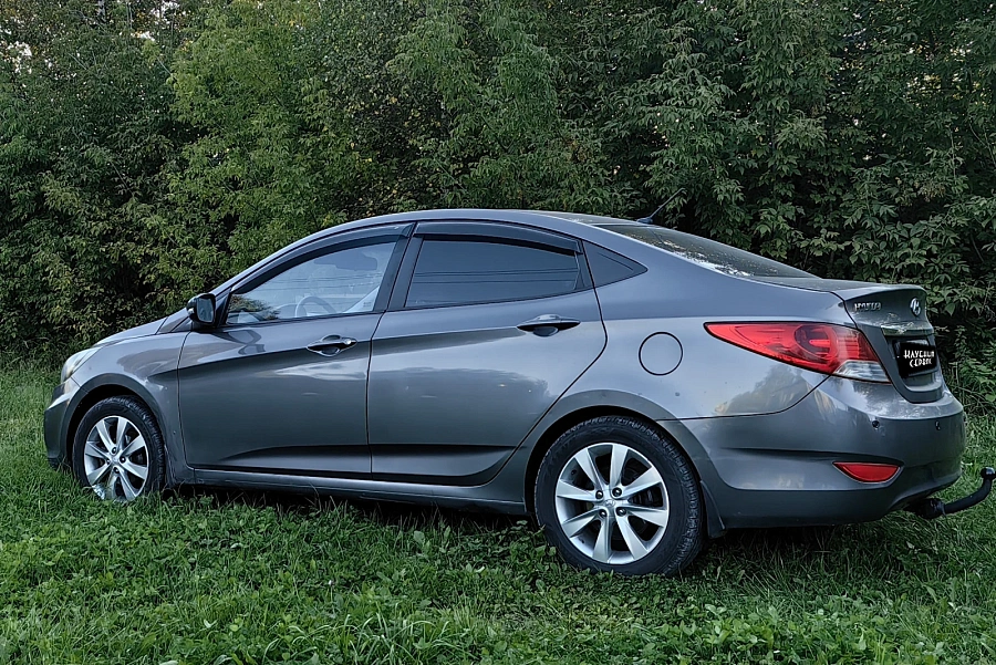 Hyundai Solaris, 2011г., передний привод, механика