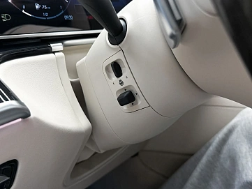 Mercedes-Benz S-Класс, 2023г, полный привод, автомат