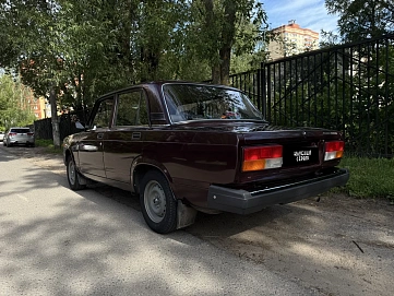 Lada (ВАЗ) 2107, 2011г, задний привод, механика